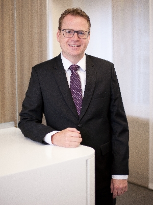 Roland Emmenegger, Sekretär/in